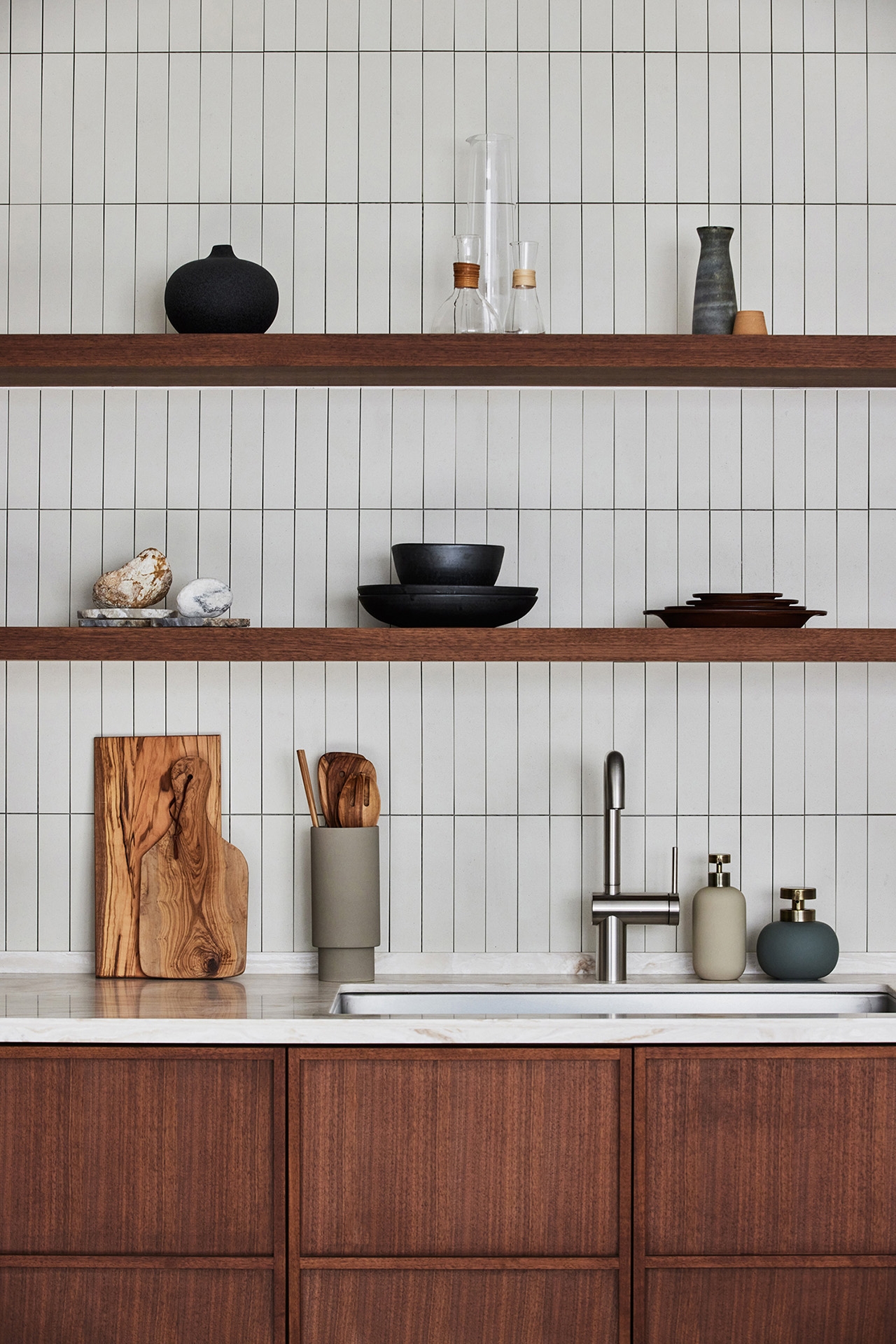 キッチンの飾り棚