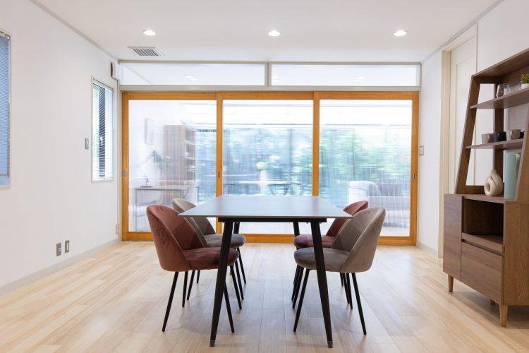 1Fダイニングは広々空間