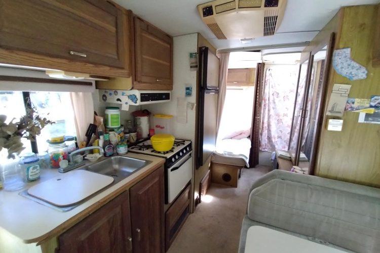 トレーラーハウス