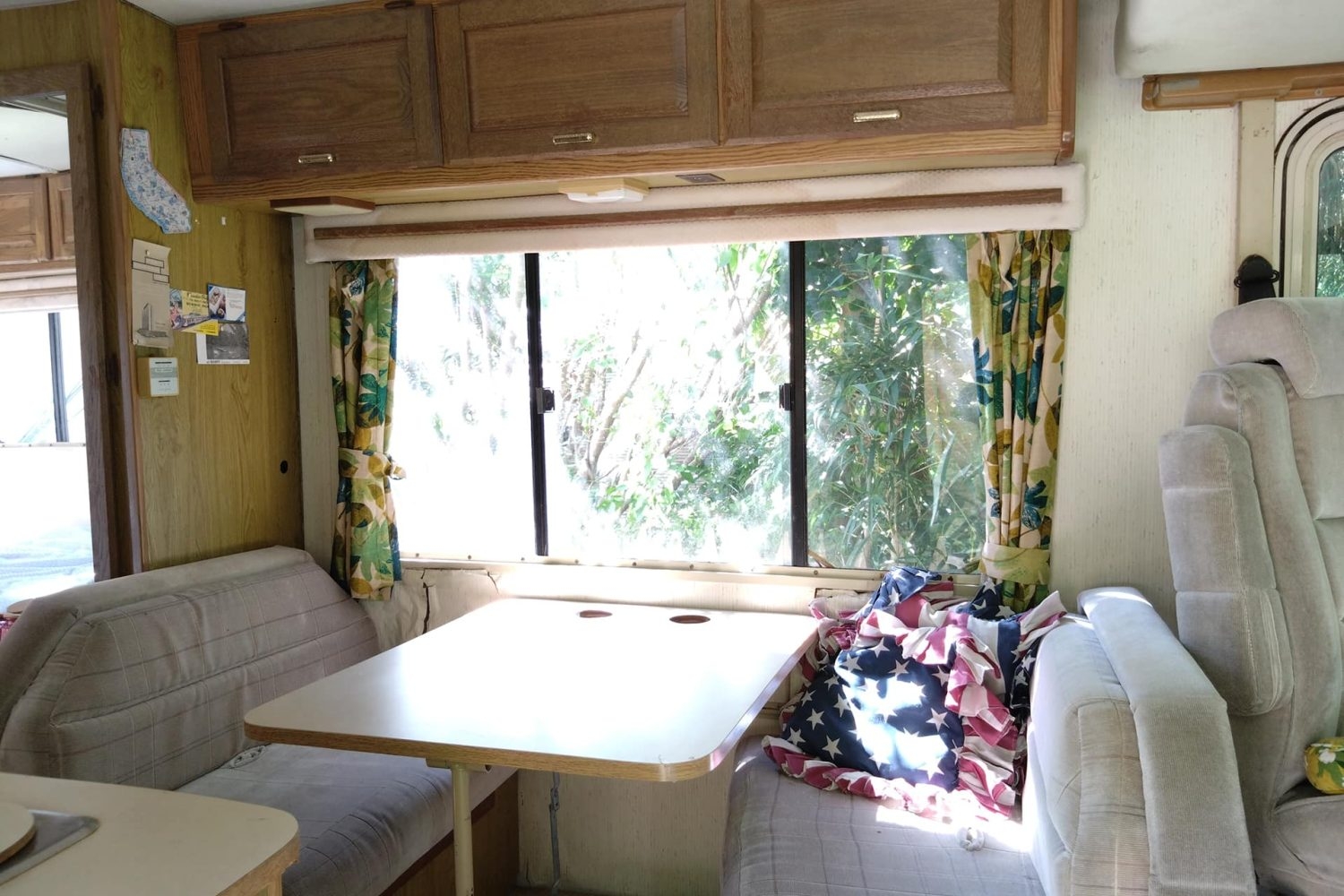 トレーラーハウス