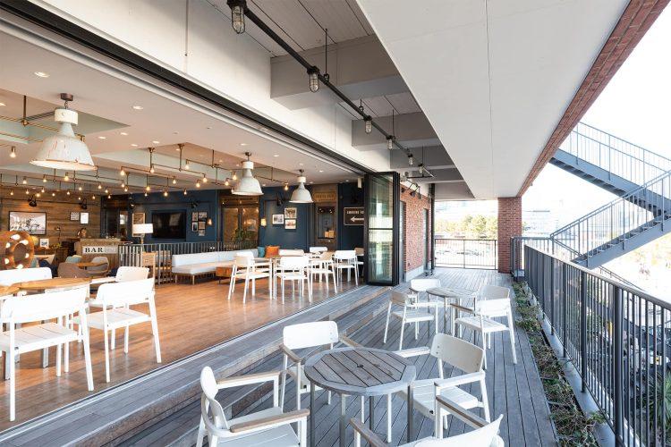 屋根付きテラス