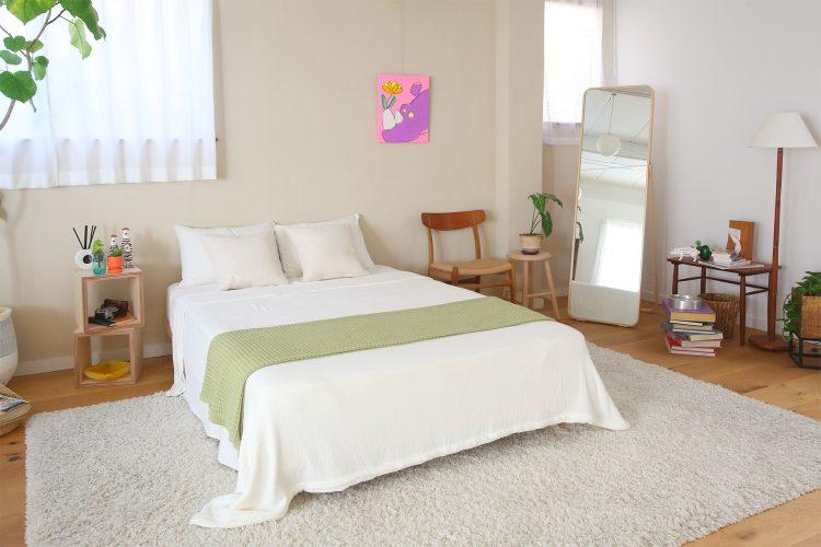 やさしい印象のベッド空間 / ベッドサイズはダブル