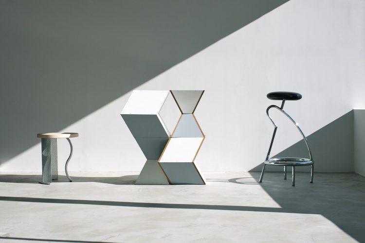 6F 直線的な光とプロップでソリッドな演出