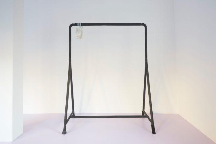 ハンガーラック(ハンガー9個付き)