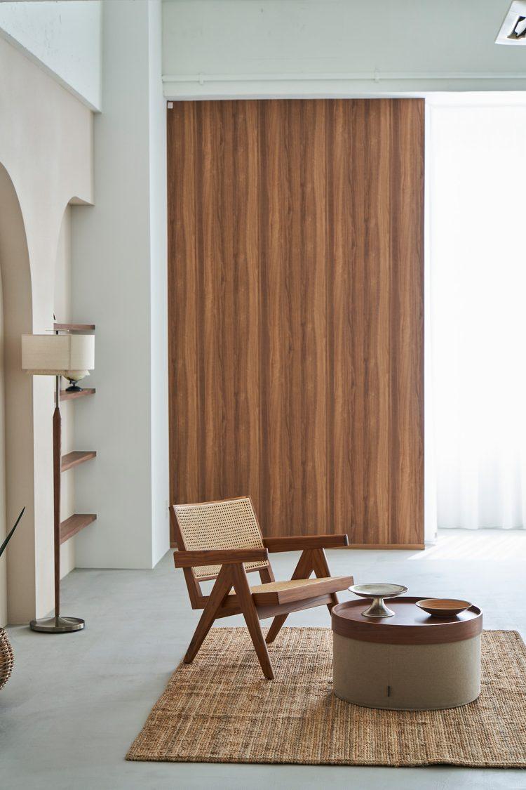 Room02 南側には木壁