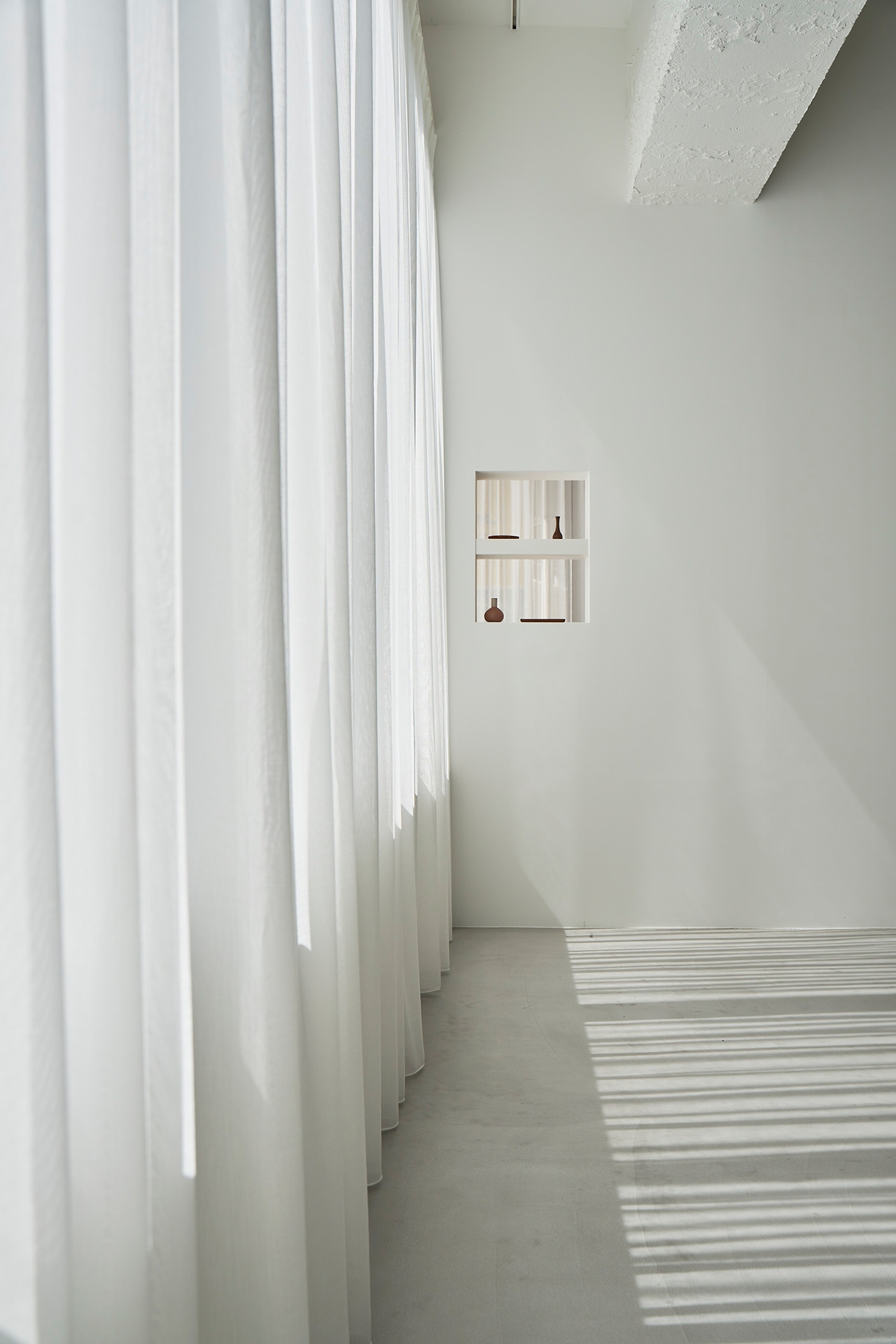 南向きの窓から入る自然光