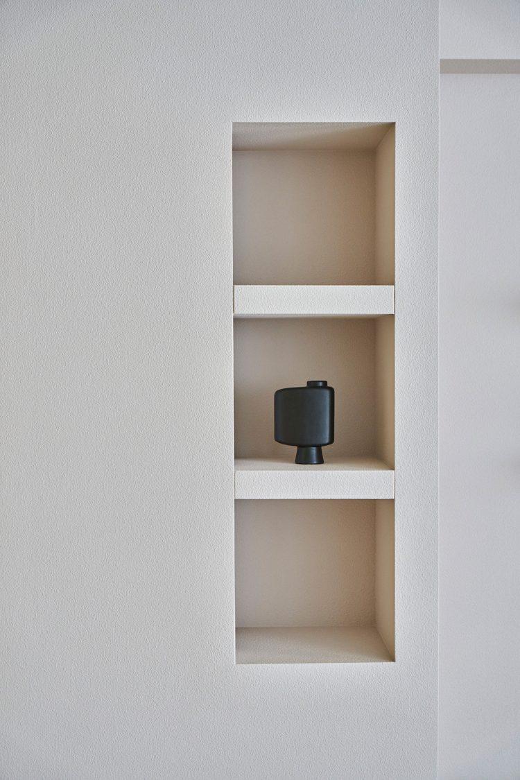 Room02のニッチ棚