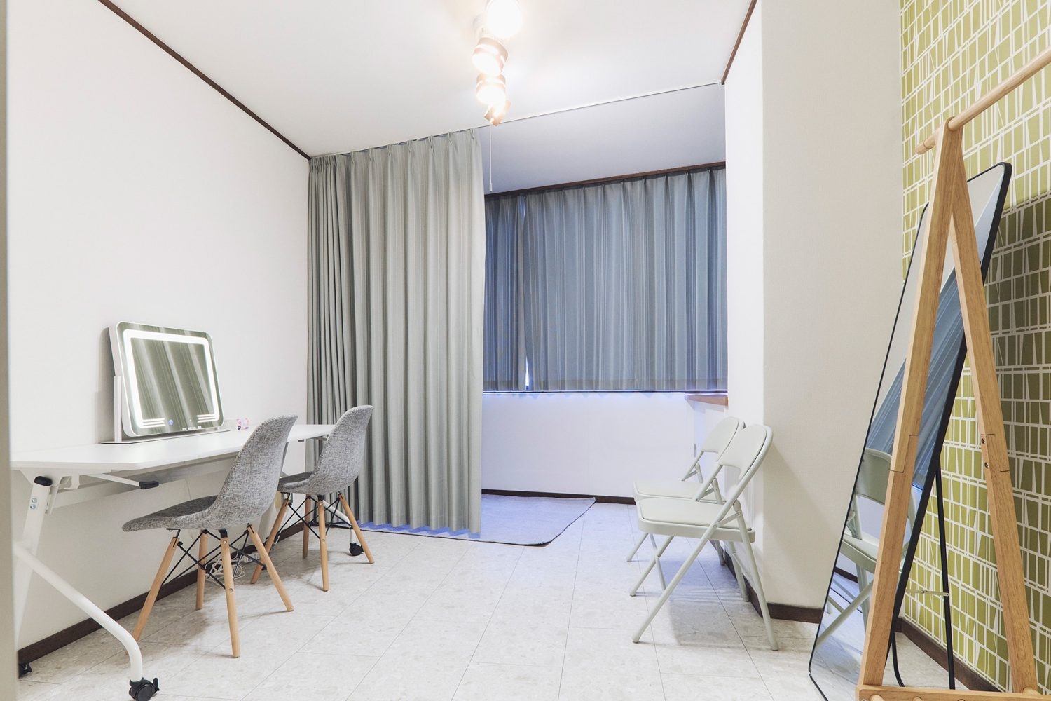 オプション:控室(8F別部屋)