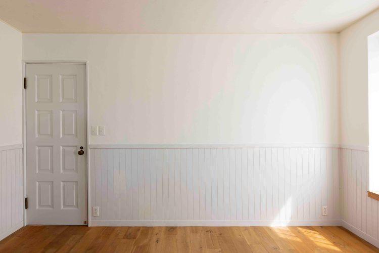 ベッドを移動しての白バック撮影