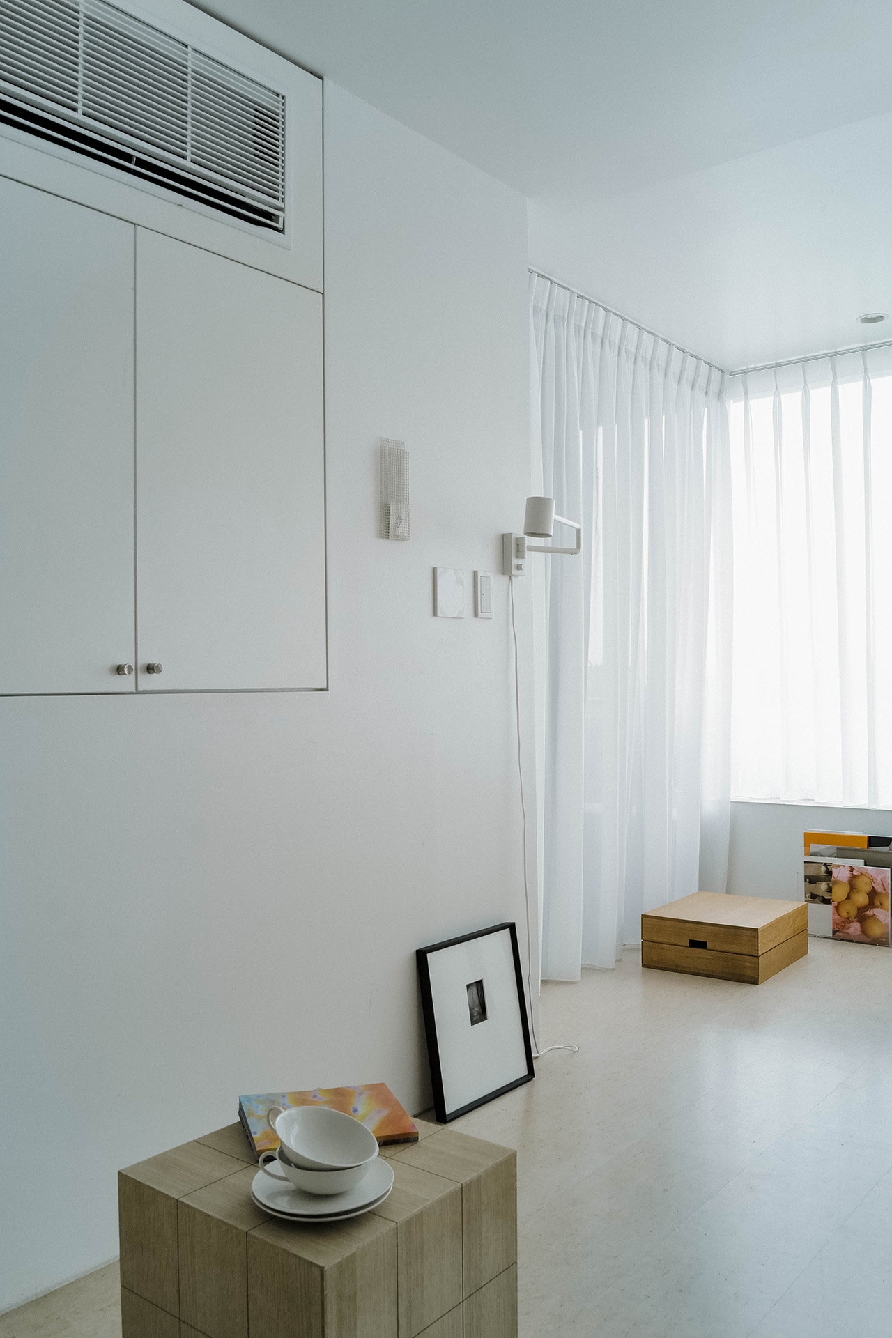 本やポスターもご利用可能