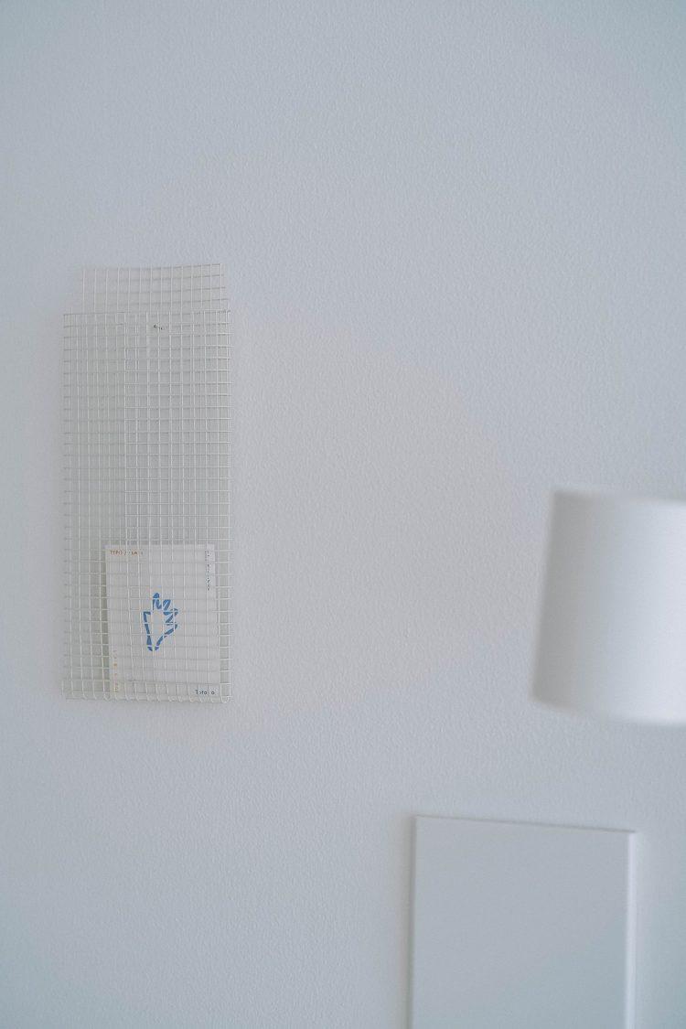 壁掛けのワイヤーポケット