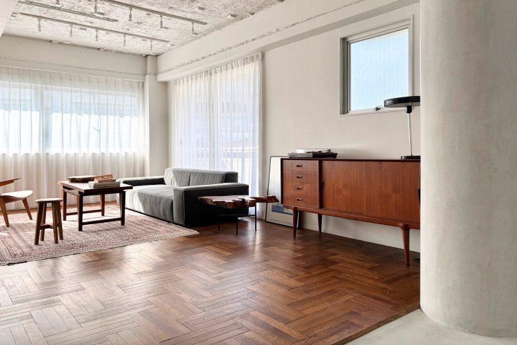 ヴィンテージ家具をアクセントに