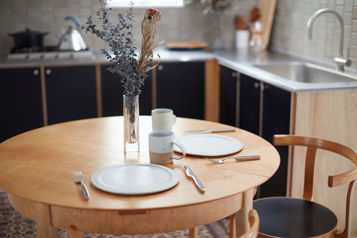 食卓のシーンに