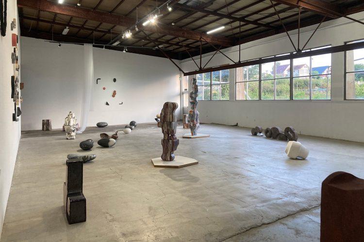 定期的に入れ替わるアート作品