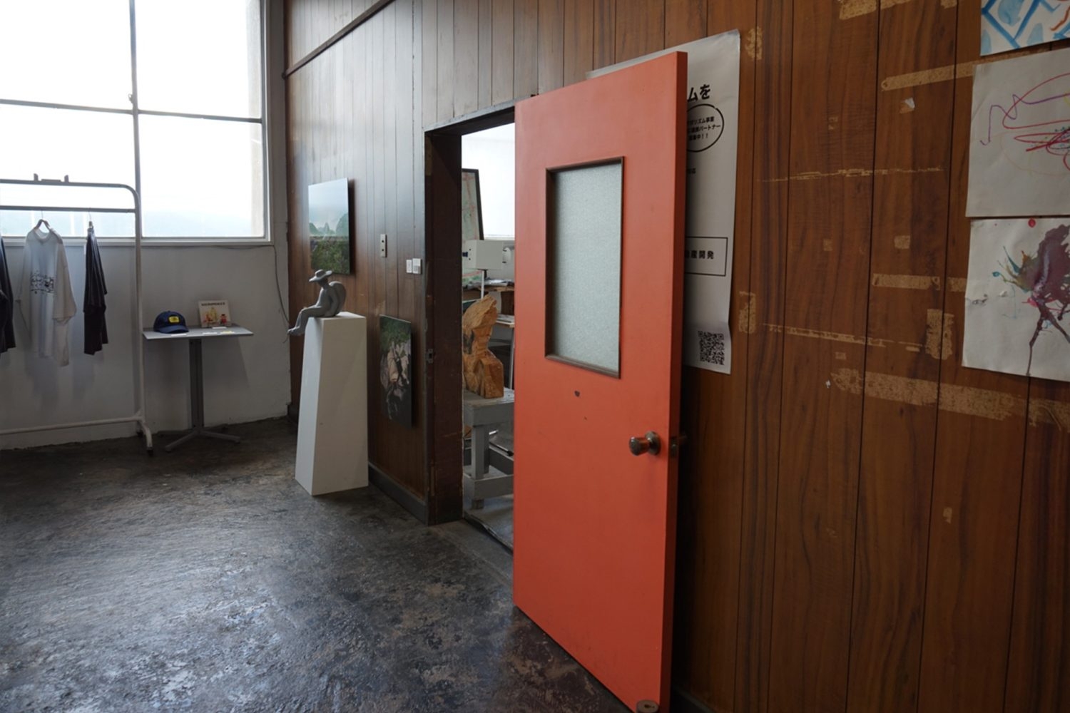 当時のカラーリングが残るドア