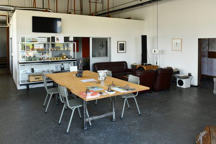 ゆったりとしたラウンジスペース